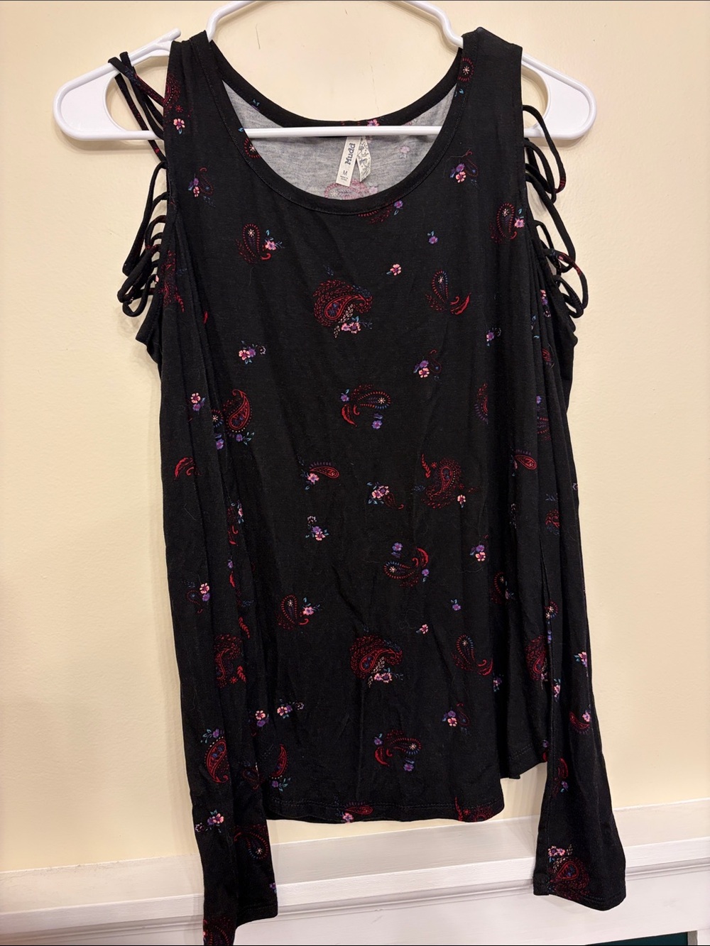 Mudd Black Paisley Cold-Shoulder Top with Straps